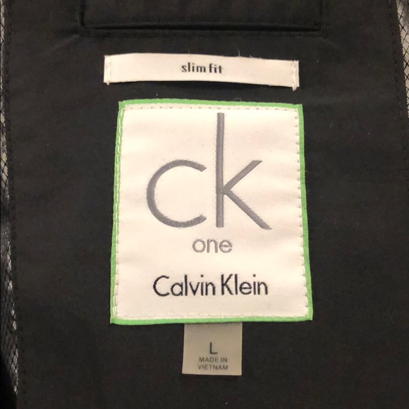 Calvin Klein men’s wind jacket with zipper - Picture 6 of 6